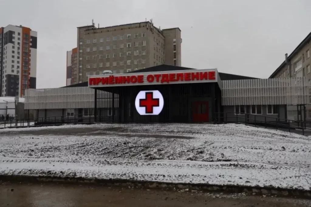 В Барнауле достроили приёмное отделение БСМП №2
